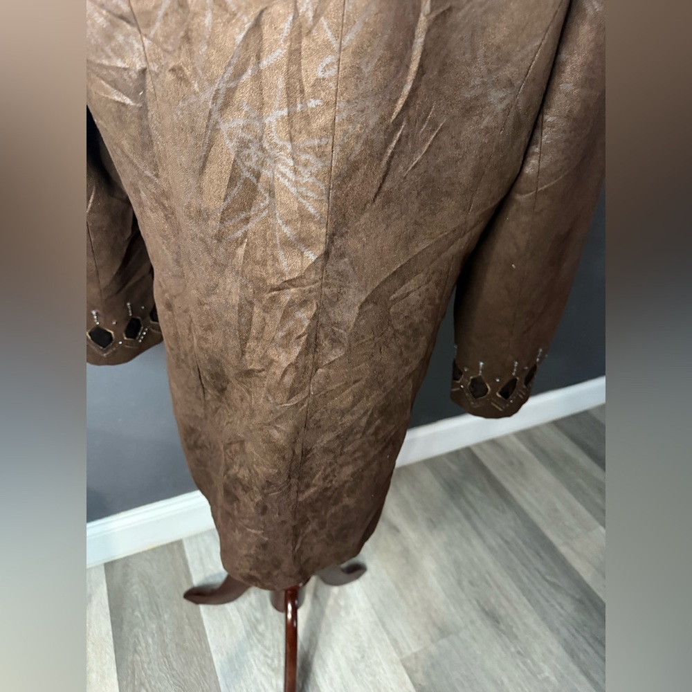 Brown Cutout Jacket - Women's - Picture 8 of 9